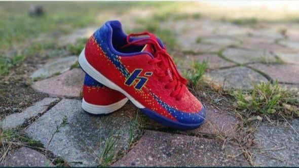 Adidaşi pentru sport