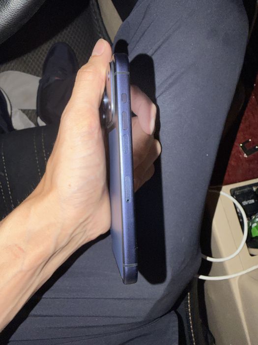 Продам iphone 14 pro 256 в корпусе 17pro все работает