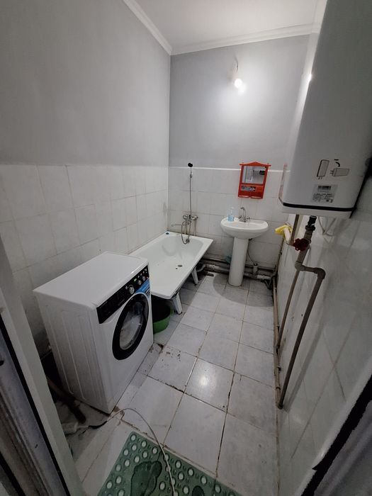 Суточные квартиры  Нурсат 1ком каспий ред бар