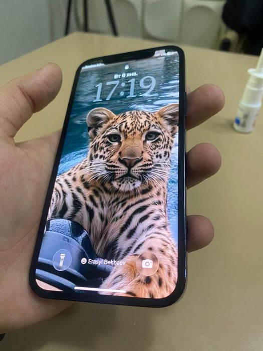 Продам айфон 12про