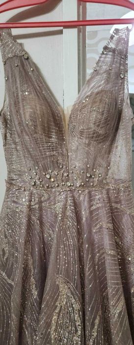 Официални рокли L размер