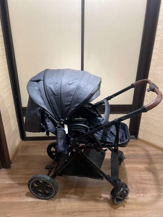 Продам детскую коляску