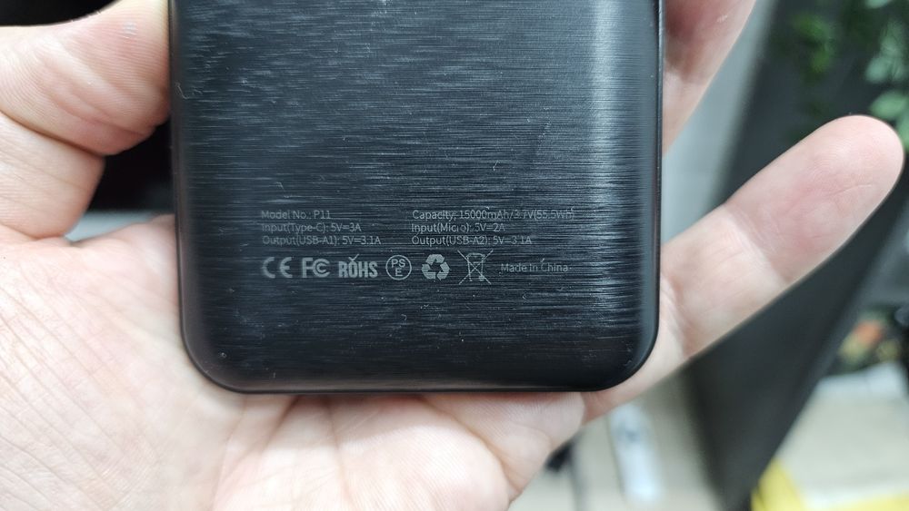 Vand power bank baterie externa 15000mah si 20000mah