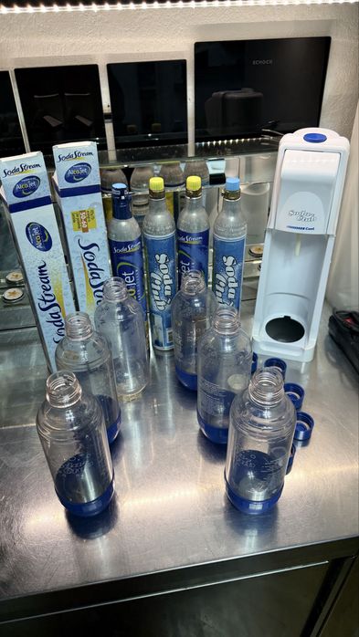 Aparat de preparat sifon / sucuri / Co2 SodaStream / Soda Club