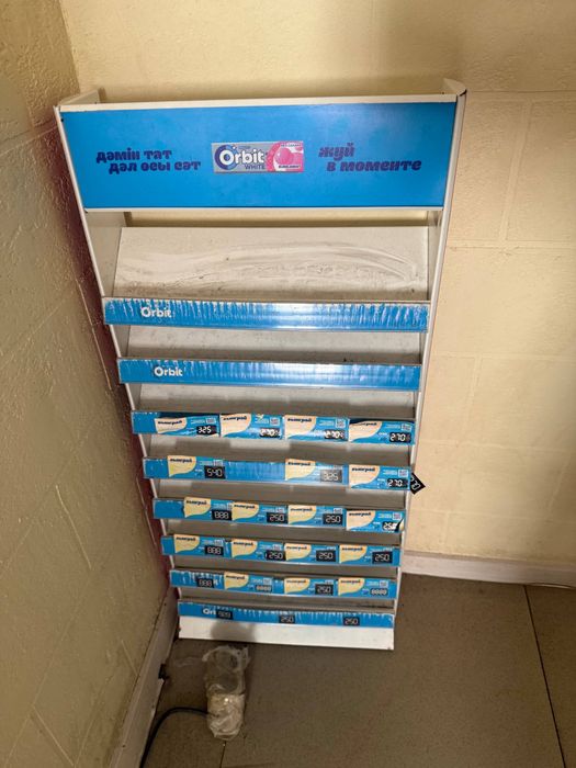 Полка для жвачек