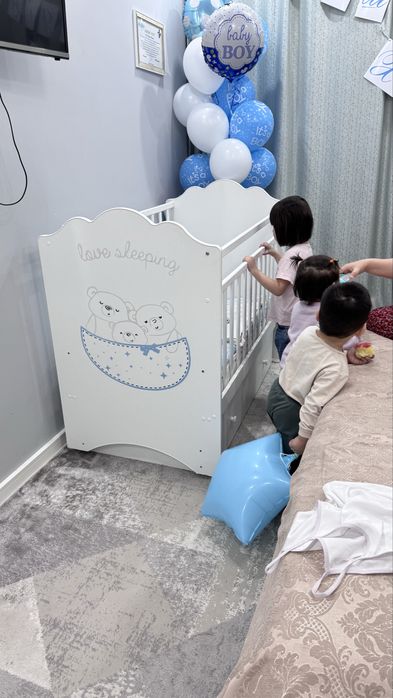 Манеж с моятником