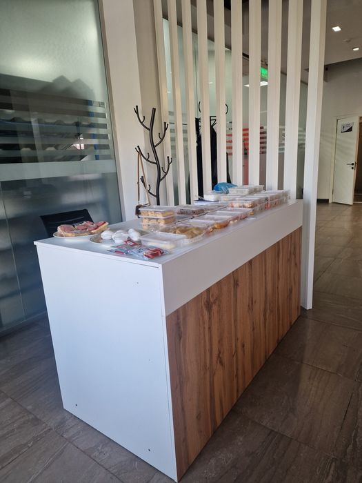 Ресепшн, стол для компа