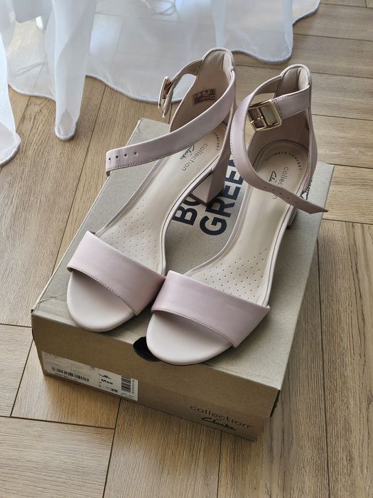 Новые босоножки Clarks, 38 размер - срочно