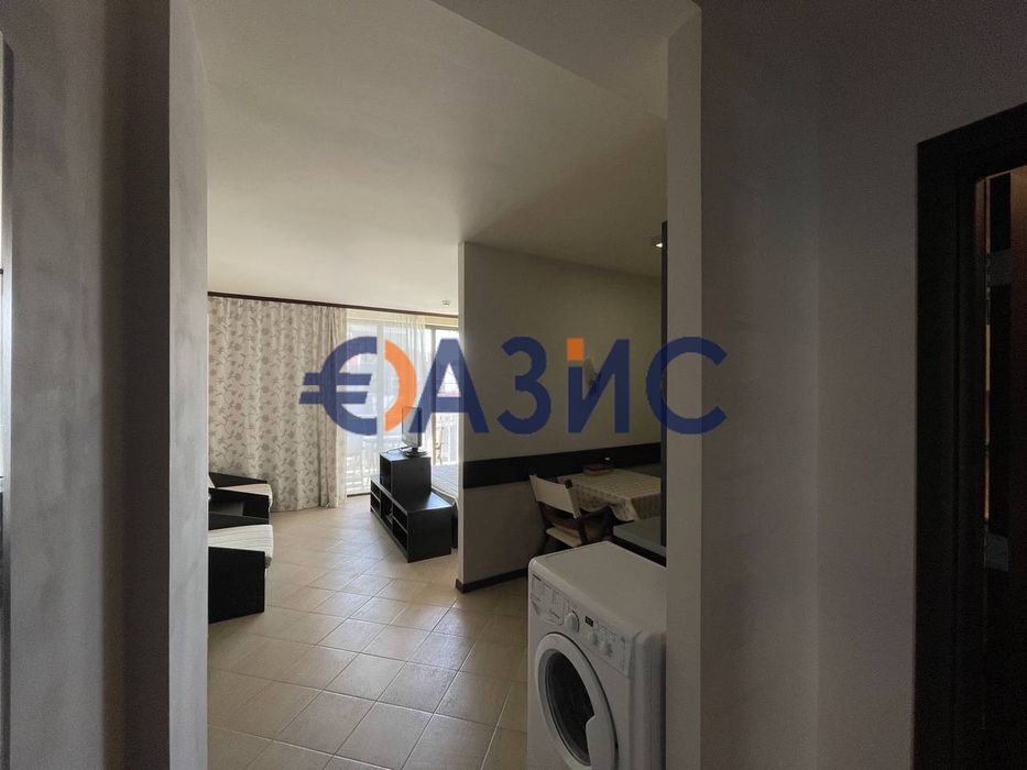 Продава се Едностаен апартамент в к.к. Слънчев бряг - 45 кв.м за 1398 €/кв.м - Снимка #8