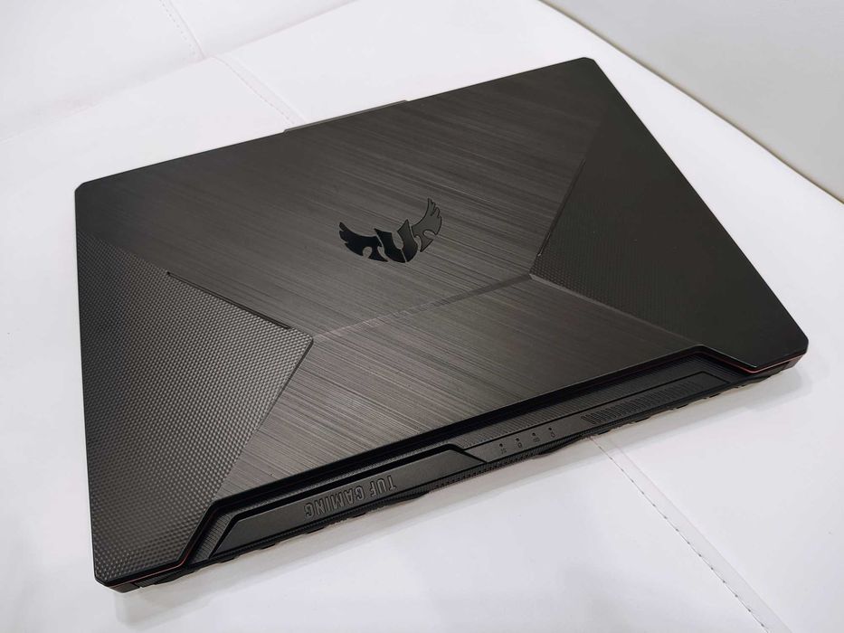 Laptop gaming Asus Tuf 16", intel core i7 ,video nvidia , ram 16 gb