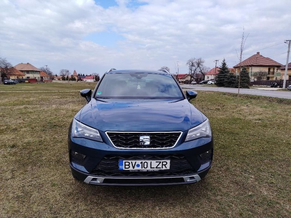 Seat Ateca Vând Seat Ateca, nivel de echipare de top Xcellence, o mașină care îmb