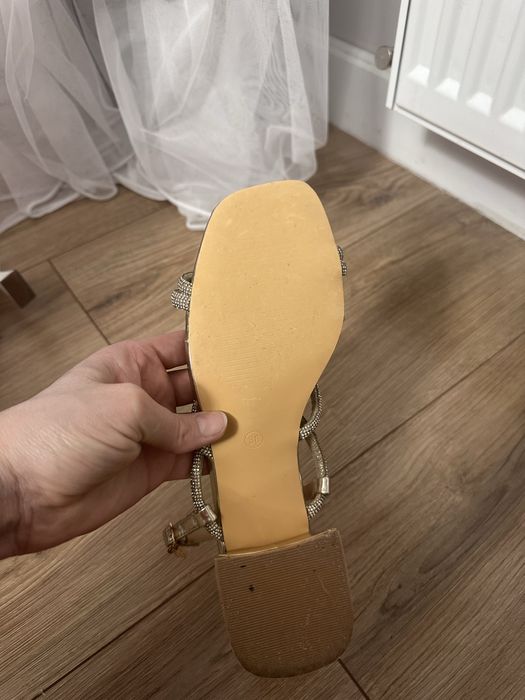 Босоножки 38 золотые