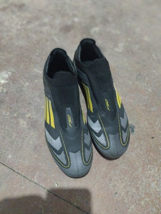 Adidas f50 butsi 44