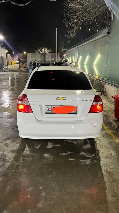 Продам свою Nexia 3 автомат. Кузов белый, салон бежевый.