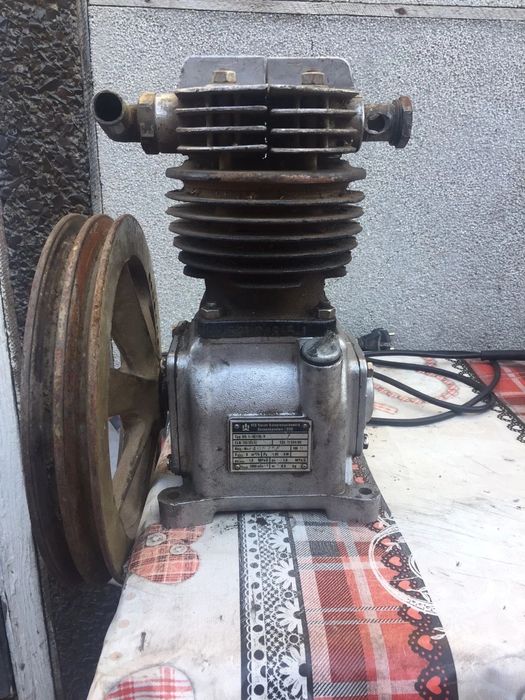 компрессор с комбайна