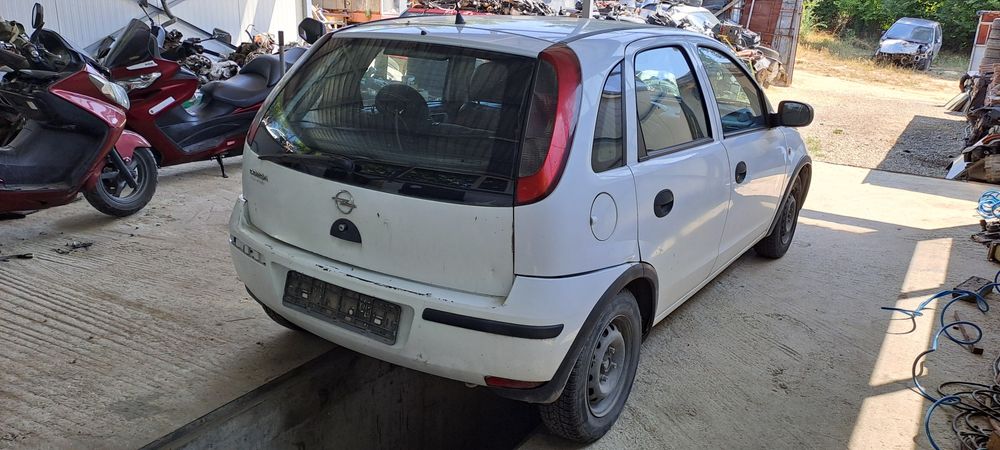 Opel Corsa C Z10XE /Опел Корса ц З10ХЕ на- части