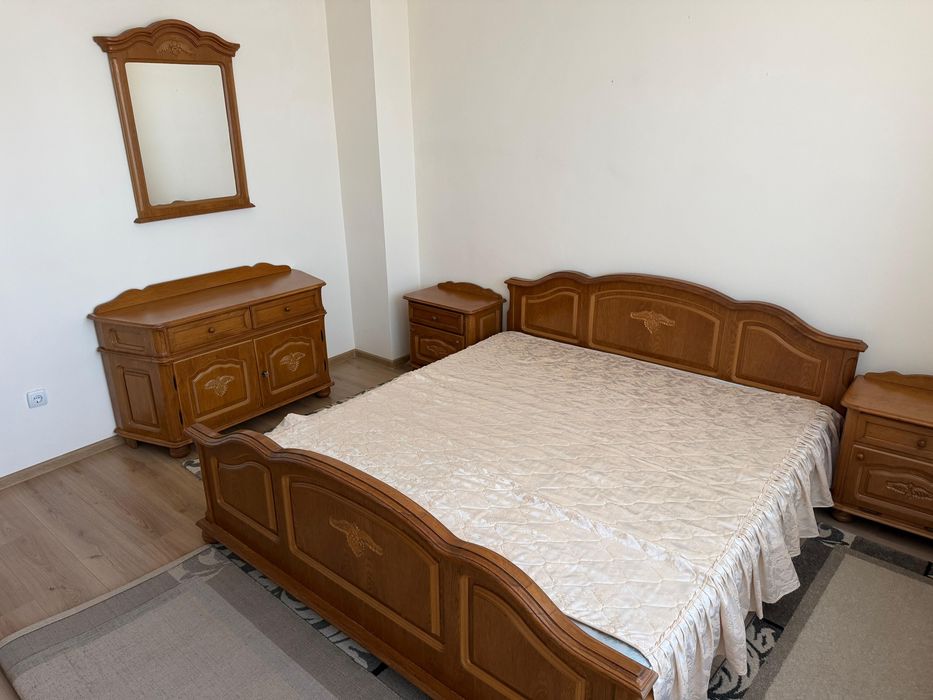 Mobilier clasic de dormitor (3 dormitoare)