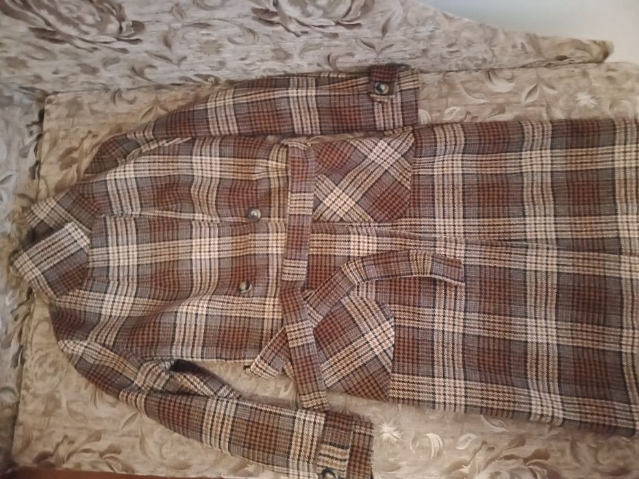 Продам зимние куртки