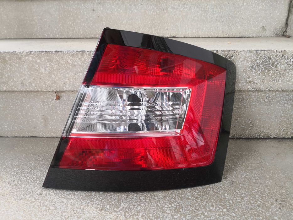 Стоп Skoda Fabia десен /Стоп Шкода Фабиа Оригинален