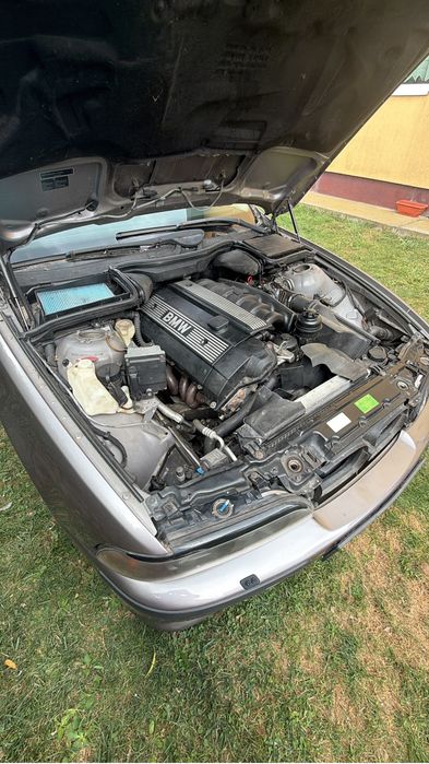 BMW 5 Series 0 — imagine 2
