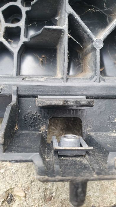 trager/panou frontal Renault Megane 2002-2008