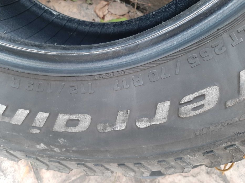 Гуми BF Goodrich 265/70 R17