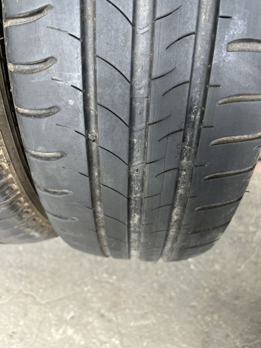 2 бр. летни гуми 195/65/15 Michelin 5 mm DOT 0815