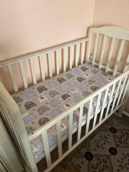 Манеж  с матрасом