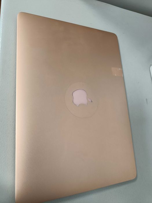 Apple MacBook Air 13 (Ag16 Moldova b32691) - Garantie 2 ani!