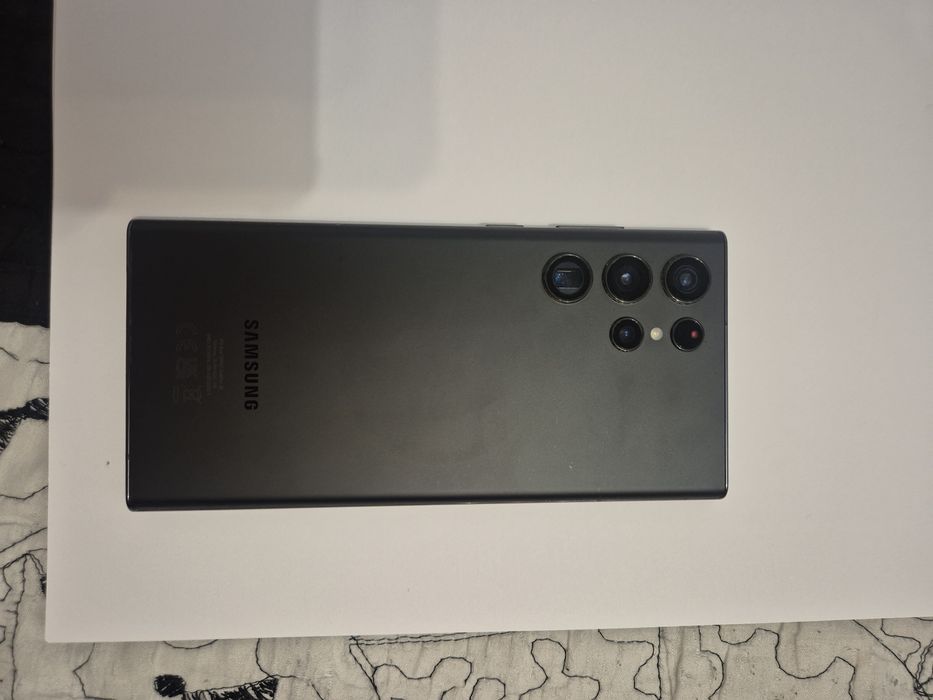 Telefon Samsung S22 Ultra ca nou