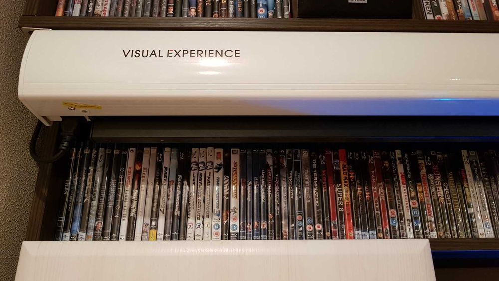 Ecran proiectie 100 inch ALR GREY Visual Experience rabatabil electric