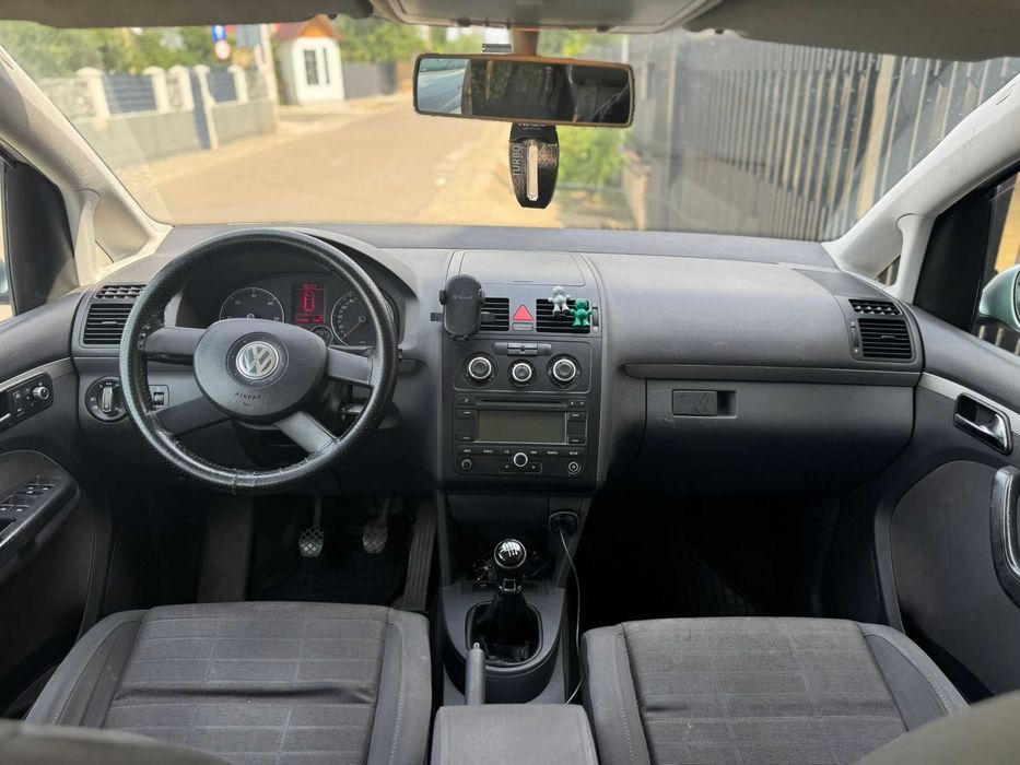 Volkswagen Touran  2006 1.9 TDI - 7 locuri