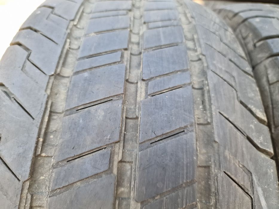 Anvelope 235/65R16C marca Continental, DOT 2023, 6 mm