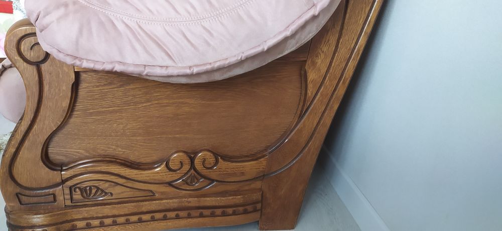 Угловой диван и кресло