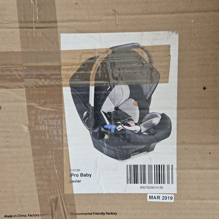 Столче за кола Hauck IPRO Cavalier ново неразопаковано.