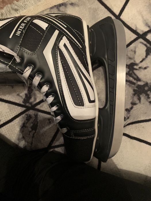 Коньки хоккейные