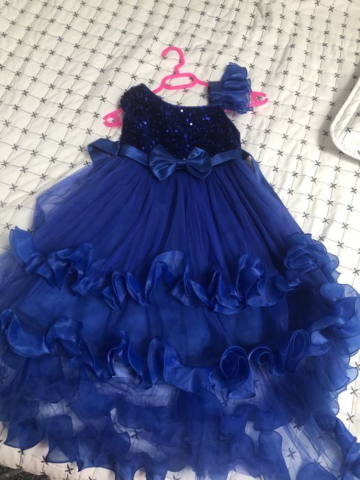 Официална рокличка 7-8 год носена веднъж на празника на буквите!