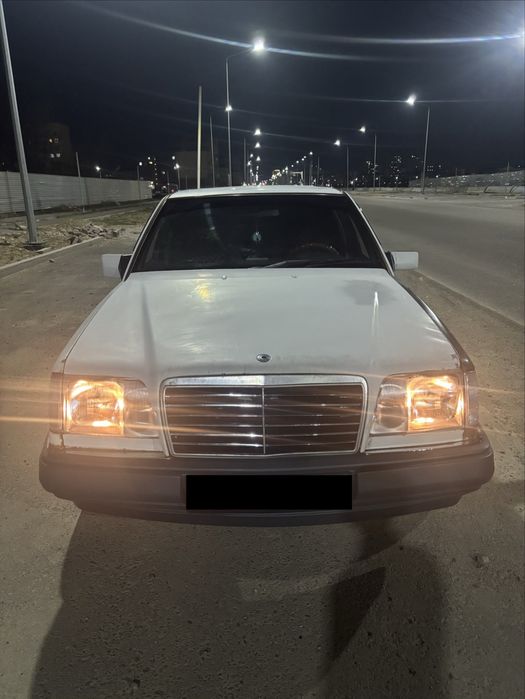 Прадам Мерседес 124