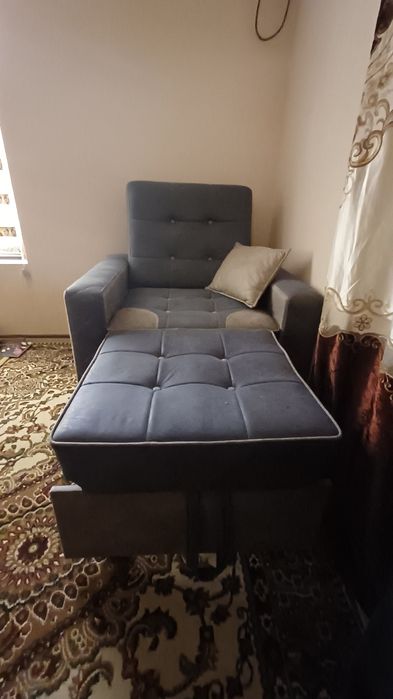 Yumshoq divan  sotiladi