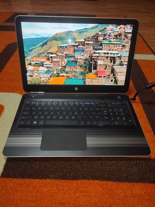 Hp Pavilion 15 Тъчскрийн/ AMD A9 2.9GHz/16GB DDR4/256GB SSD