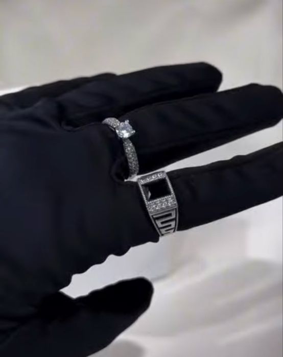 469000 Aksiyada uziklar