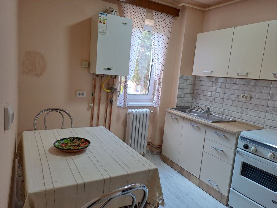 De inchiriat apartament cu doua camere