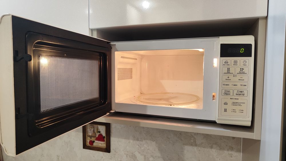 Микроволновая печь