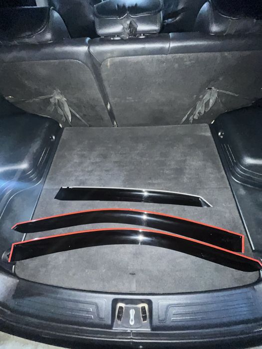 Ветровик на LEXUS RX 2004 3шт