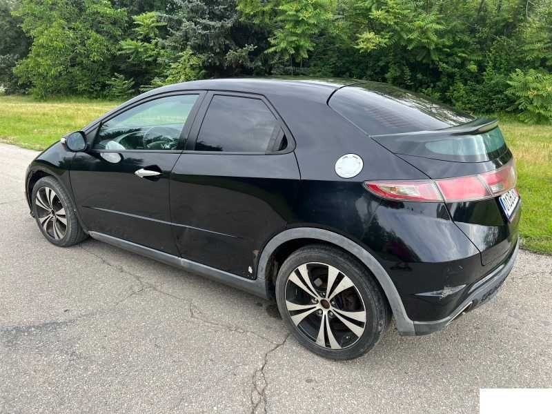 Honda Civic 2.2 на части Honda Сивик 2.2 на части