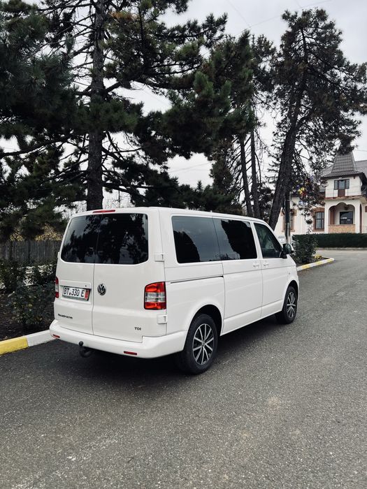 Volkswagen Transporter T5 2012 2.0 140 CP 8+1/Numere rosii