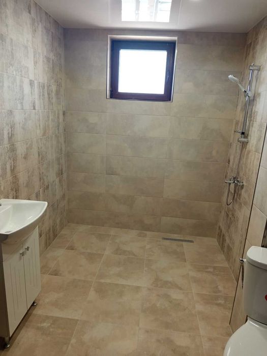 Продава апартамент с една спалня,  до у-ще Ехзарх Антим I