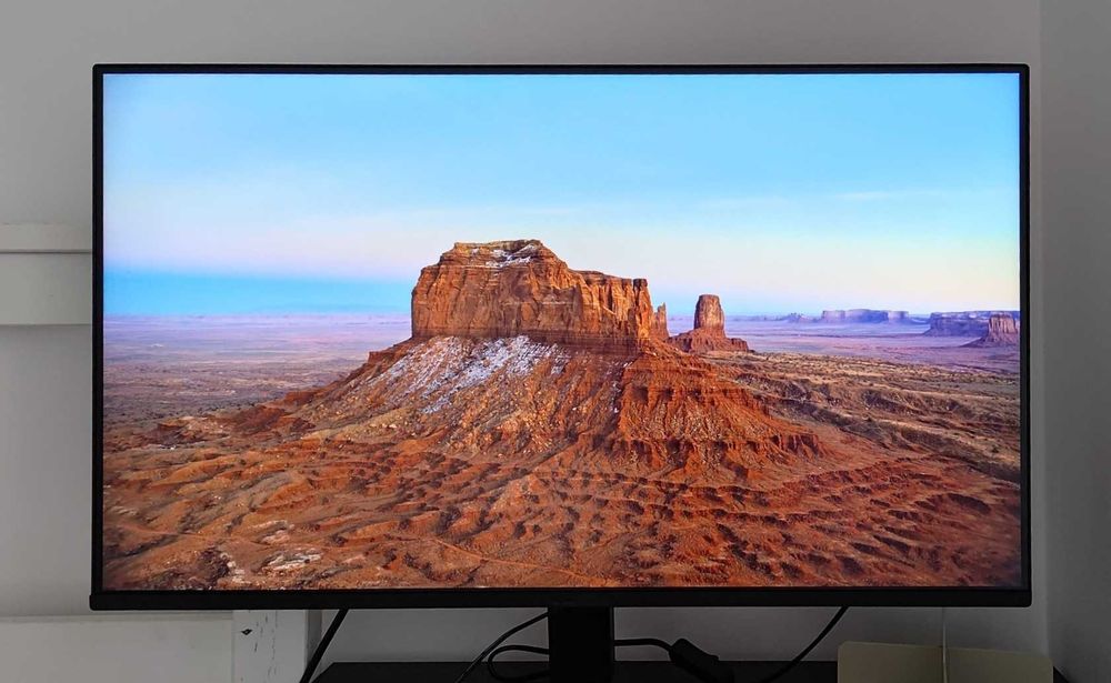 Full HD монитор LG, 120 Hz, HDR10 – като нов