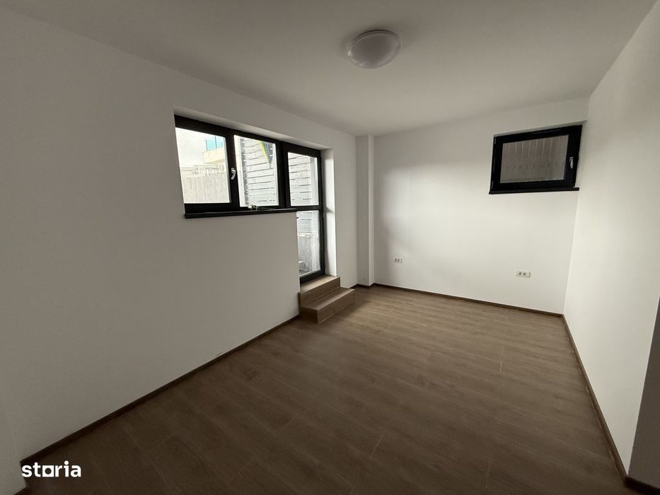 Spațiu semidemisol de vânzare – ideal pentru investiție, Mamaia Nord