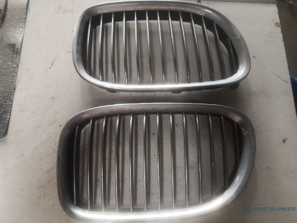 Grile Bara Fata Bmw 7 V (F01, F02, F03, F04) [ 2008 - 2015 ]